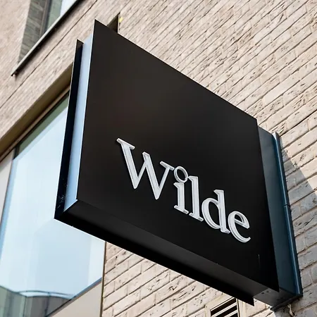 Wilde Porto, Clerigos 4* 포르투