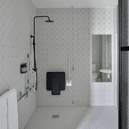 Wilde Porto, Clerigos 4* 波尔图
