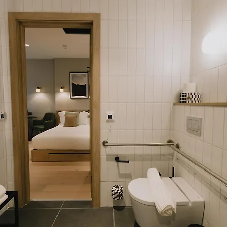 Wilde Porto, Clerigos