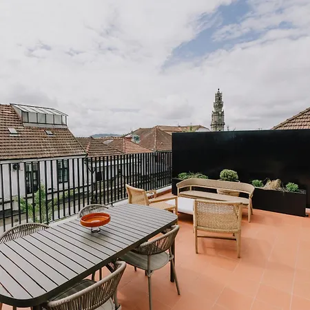 Wilde Porto, Clerigos 4* 포르투