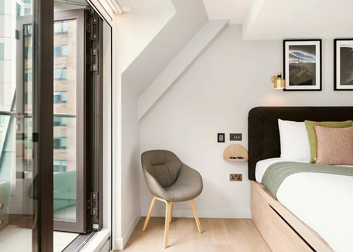 Wilde Porto, Clerigos 4* Oporto