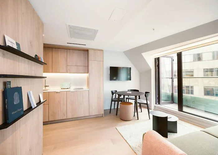 Wilde Porto, Clerigos Порту