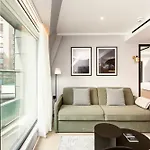 Wilde Porto, Clerigos 4* Porto
