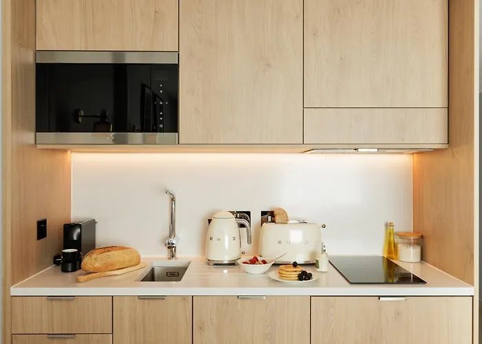 Wilde Porto, Clerigos 4*